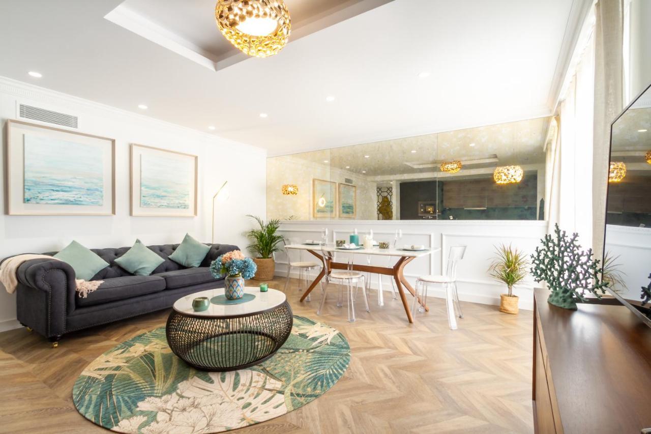 Marbella Banus Suites - Lily Playas Del Duque Banus Beach Apartment Exterior foto