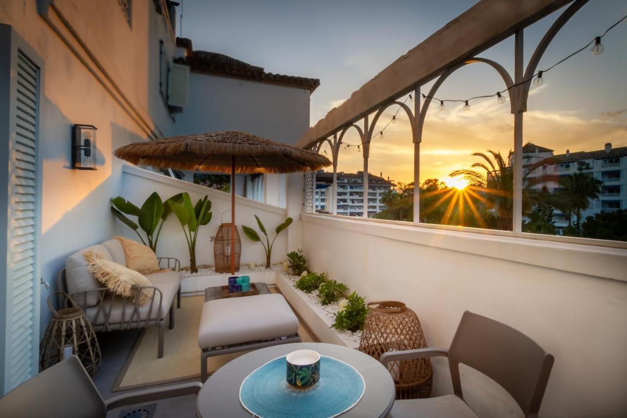 Marbella Banus Suites - Lily Playas Del Duque Banus Beach Apartment Exterior foto